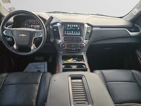 Used 2016 Chevrolet Suburban LTZ image 10
