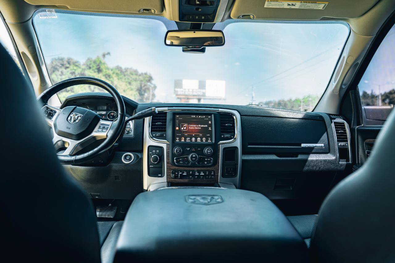 Used 2017 RAM 2500 Laramie w/ Sport Appearance Group AWD/4WD image 28