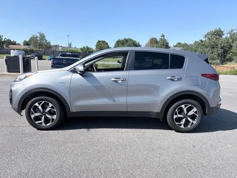 Used 2020 Kia Sportage LX AWD/4WD image 4