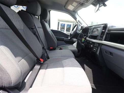 Certified 2024 Ford F250 XLT image 10