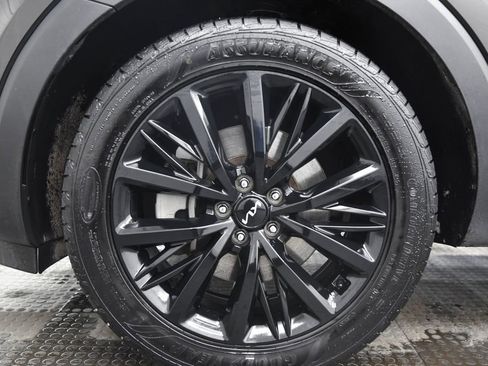 Used 2022 Kia Telluride SX w/ Towing Package image 6