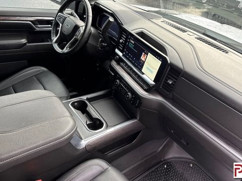 Certified 2024 Chevrolet Silverado 3500 LTZ w/ LTZ Plus Package image 16