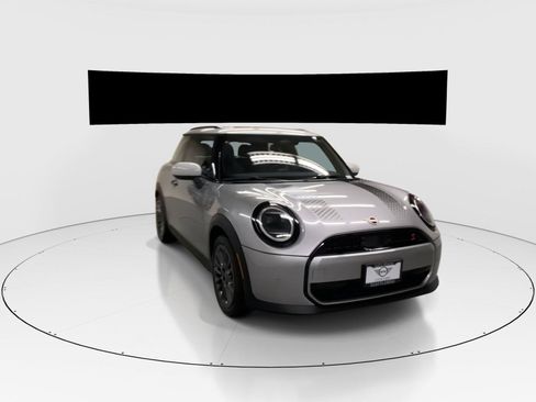 Used 2026 MINI Cooper S FWD image 3