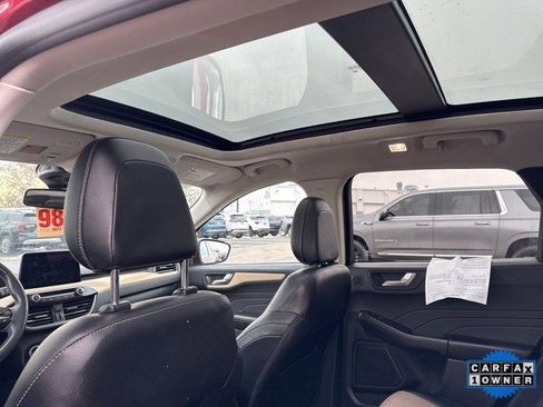 Used 2022 Ford Escape Titanium w/ Titanium Elite Package image 13