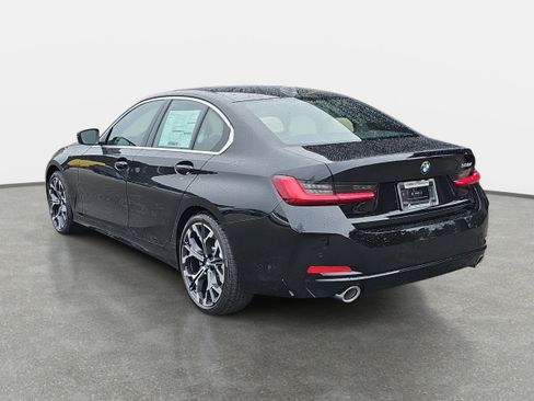 New 2026 BMW 330i Sedan w/ Premium Package image 7