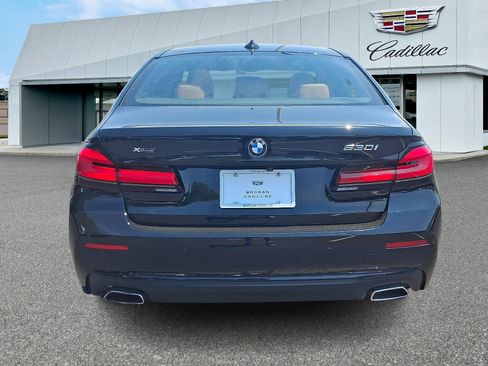 Used 2023 BMW 530i xDrive w/ Convenience Package AWD/4WD image 5