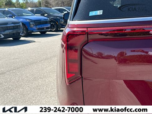 New 2026 Kia Carnival EX FWD image 9