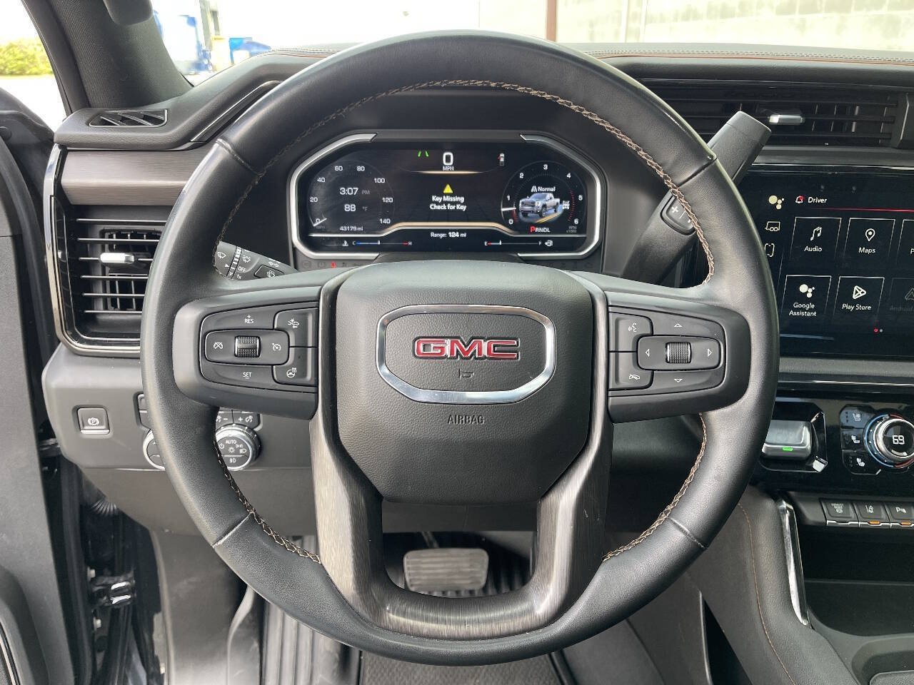 Used 2024 GMC Sierra 3500 AT4 w/ AT4 Premium Plus Package AWD/4WD image 18