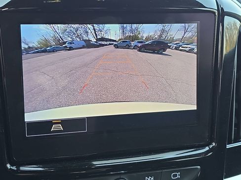 Certified 2023 Chevrolet Traverse LT w/ LPO, Floor Liner Package AWD/4WD image 25