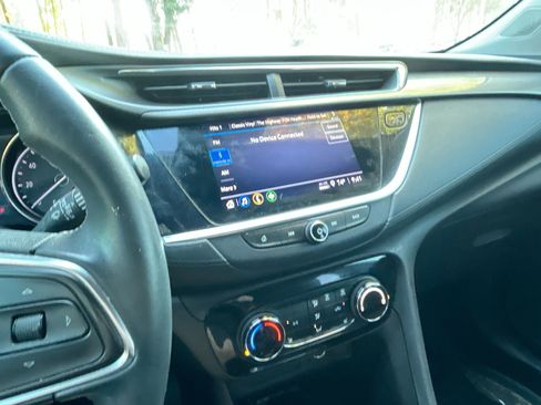 Used 2022 Buick Encore GX Preferred w/ Cold Weather Comfort Package image 25