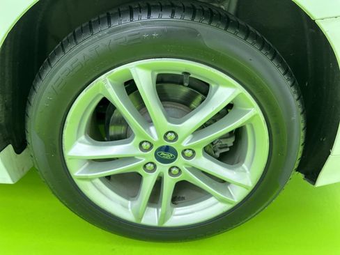Used 2018 Ford Fusion SE FWD image 22
