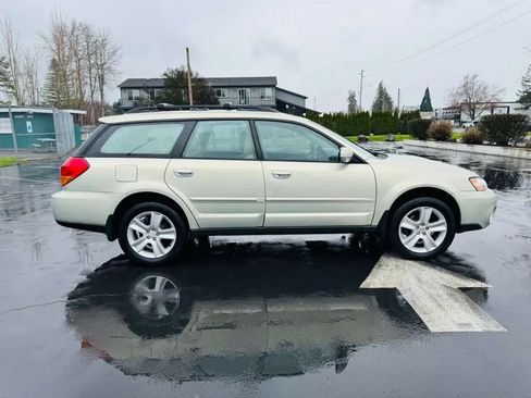Used 2005 Subaru Outback 2.5XT Limited AWD/4WD image 6