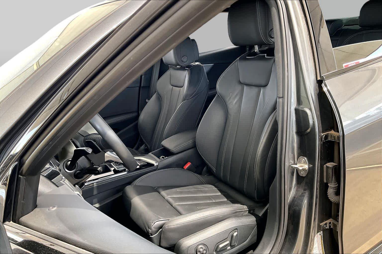 Used 2023 Audi A4 2.0T Premium Plus w/ Premium Plus Package AWD/4WD image 8