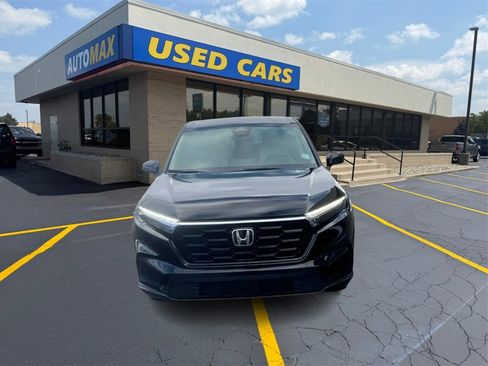 Used 2024 Honda CR-V EX image 3