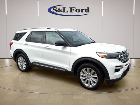 Certified 2022 Ford Explorer Limited image 11