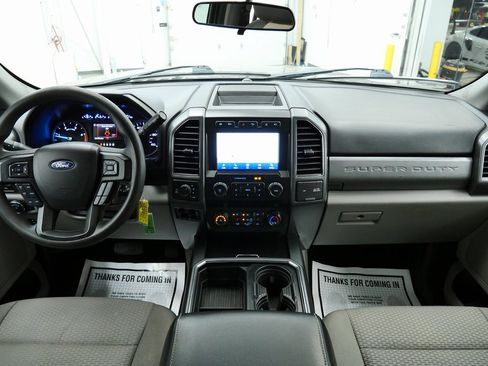 Used 2020 Ford F350 XLT w/ XLT Premium Package image 22