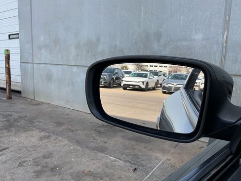 Used 2022 Dodge Charger SXT image 19