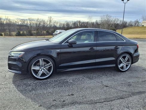 Used 2018 Audi A3 2.0T Premium Plus w/ Premium Plus Package image 21