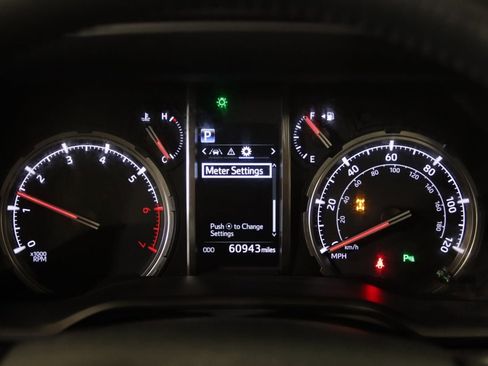 Used 2021 Toyota 4Runner Limited image 33