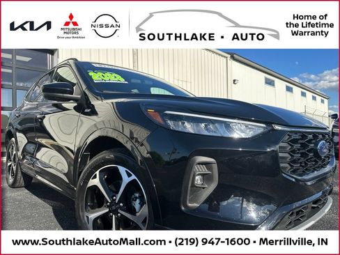 Used 2023 Ford Escape ST-Line Select w/ Tech Pack #2 AWD/4WD image 1