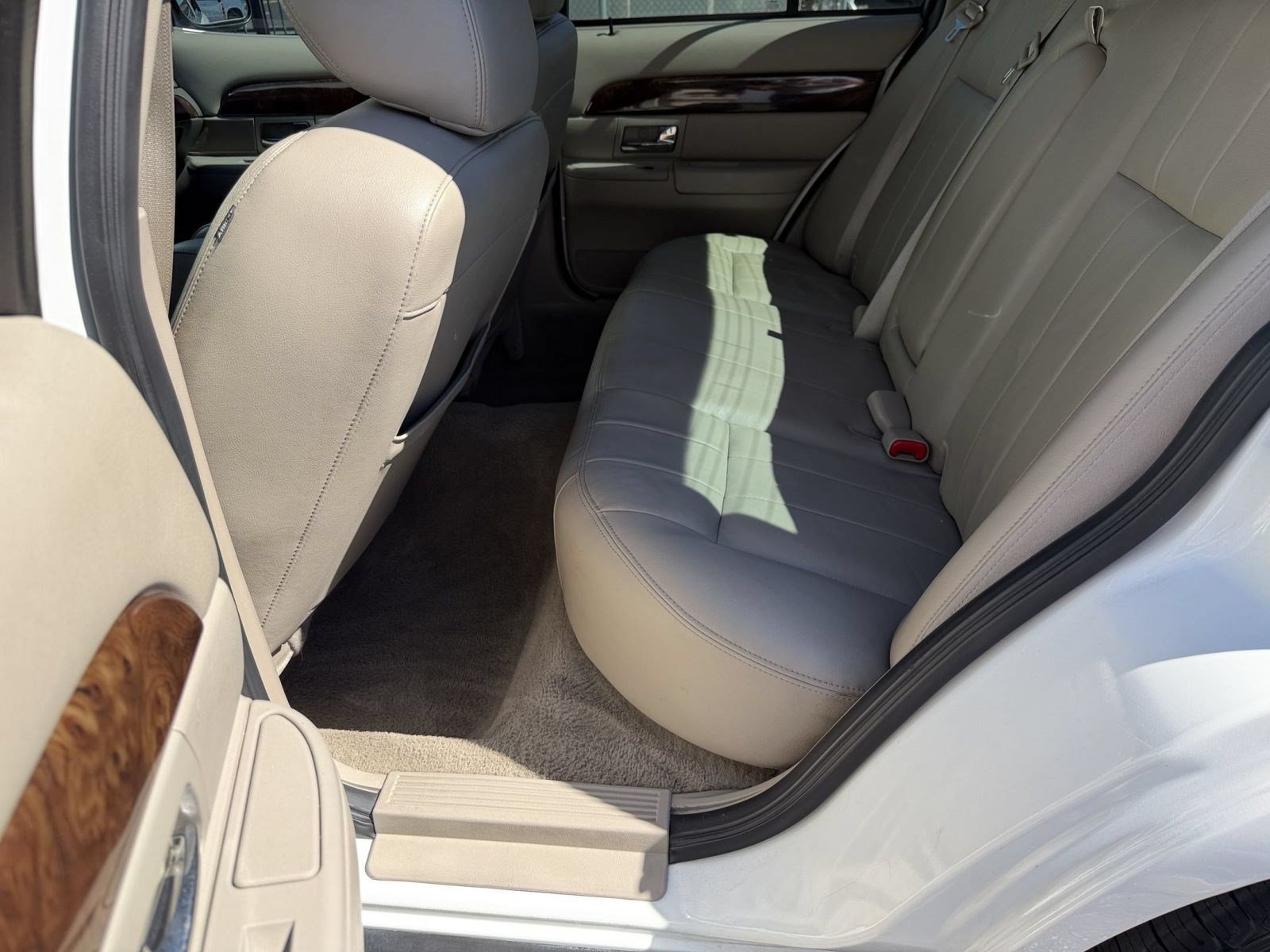 Used 2011 Mercury Grand Marquis LS RWD image 20