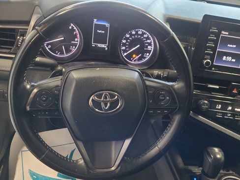 Used 2021 Toyota Camry SE FWD image 10