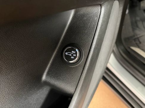 Used 2023 Chevrolet Traverse LT w/ LPO, Floor Liner Package AWD/4WD image 16
