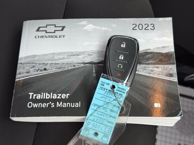 Certified 2023 Chevrolet TrailBlazer LT AWD/4WD image 38