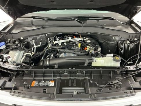 New 2026 Ford Explorer Active AWD/4WD image 32