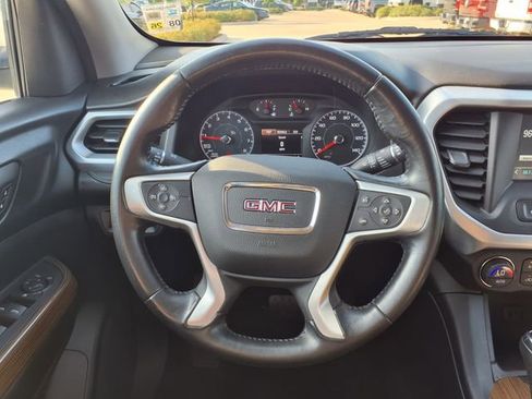 Used 2018 GMC Acadia SLE FWD image 24