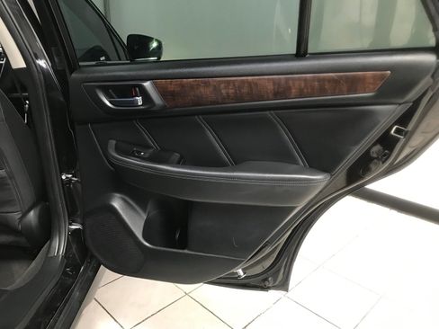 Used 2019 Subaru Outback 2.5i Limited w/ Popular Package #2 AWD/4WD image 13