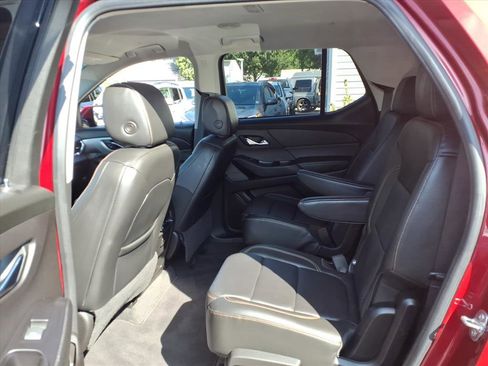 Used 2019 Chevrolet Traverse LT image 15