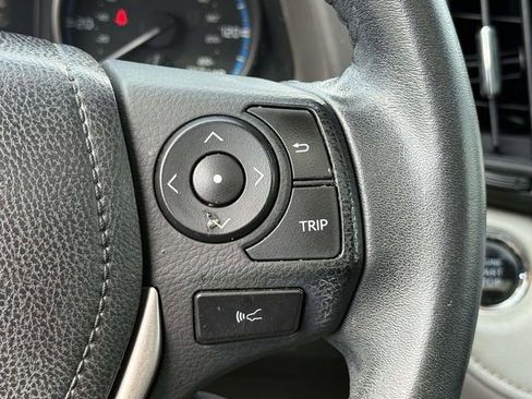 Used 2018 Toyota RAV4 XLE w/ Plus Extra Value Package image 25