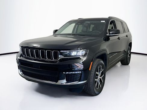 Used 2023 Jeep Grand Cherokee L Limited RWD image 1