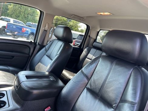 Used 2011 Chevrolet Silverado 3500 LTZ w/ LTZ Plus Package image 3