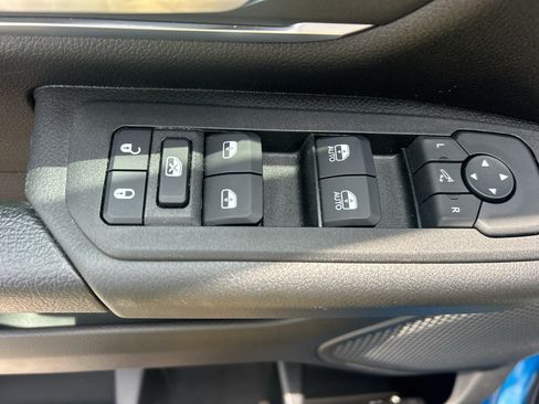 Used 2025 RAM 1500 Big Horn AWD/4WD image 21
