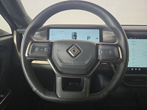 Used 2022 Rivian R1S Launch Edition image 25