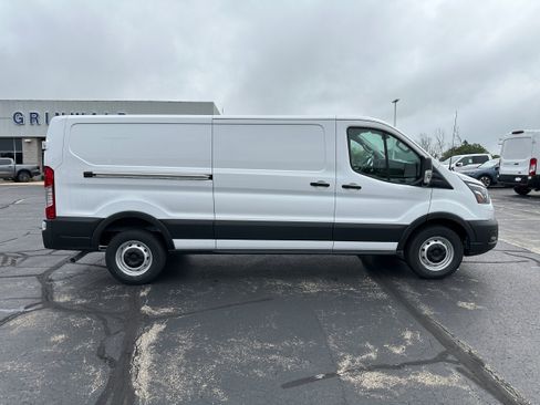 Used 2025 Ford Transit 150 Low Roof w/ Load Area Protection Package RWD image 5