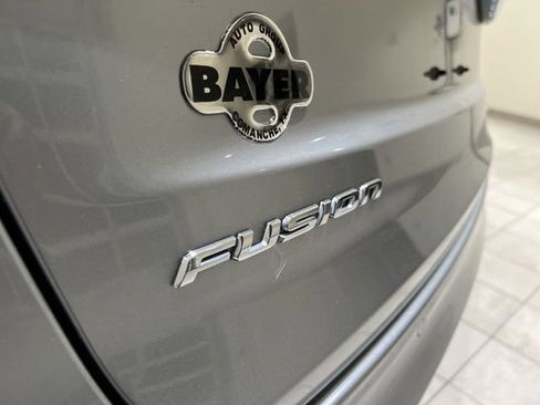 Used 2020 Ford Fusion SE FWD image 25