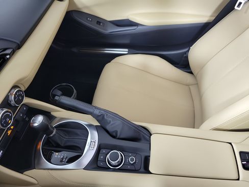 New 2026 MAZDA MX-5 Miata RF Grand Touring w/ Weather Package image 25