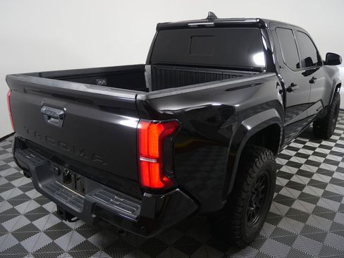 Used 2024 Toyota Tacoma SR5 w/ SR5 Upgrade Package image 4