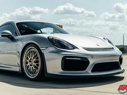 Used 2016 Porsche Cayman GT4 RWD image 46