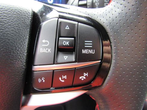 Used 2025 Ford Explorer ST-Line AWD/4WD image 22
