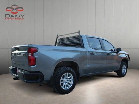 Used 2020 Chevrolet Silverado 1500 W/T w/ Z71 Off-Road Package AWD/4WD image 5