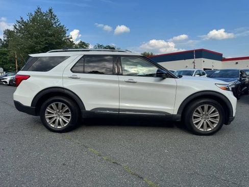 Used 2020 Ford Explorer Limited AWD/4WD image 6