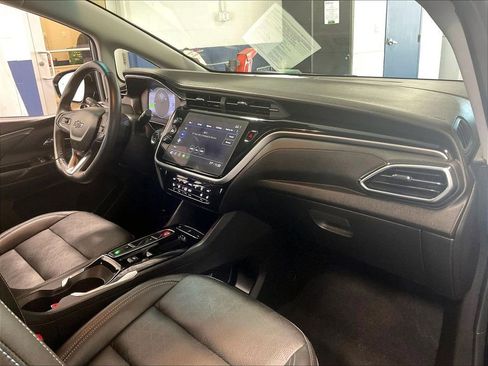 Used 2023 Chevrolet Bolt LT FWD image 14