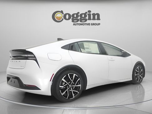 New 2026 Toyota Prius Plug-In Hybrid image 19