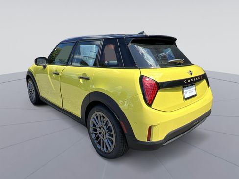 Certified 2025 MINI Cooper S image 3