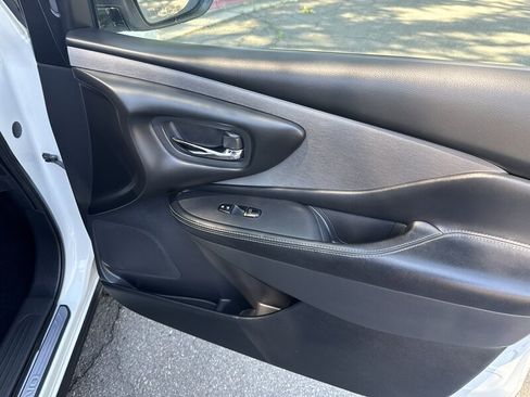 Used 2019 Nissan Murano SL AWD/4WD image 22