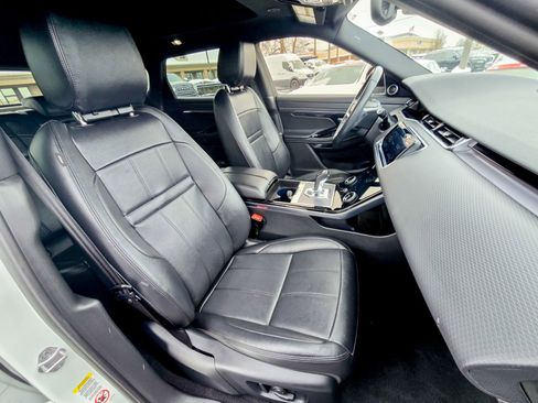 Used 2023 Land Rover Range Rover Evoque S image 37